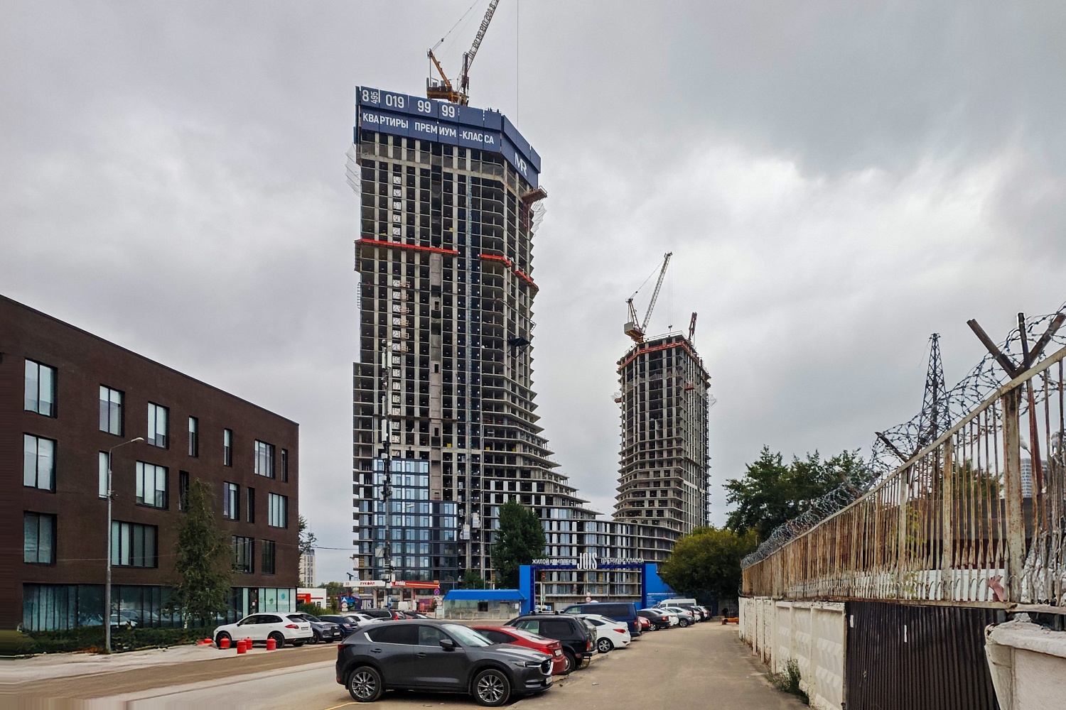 Строительство жилого комплекса JOIS на северо-западе Москвы